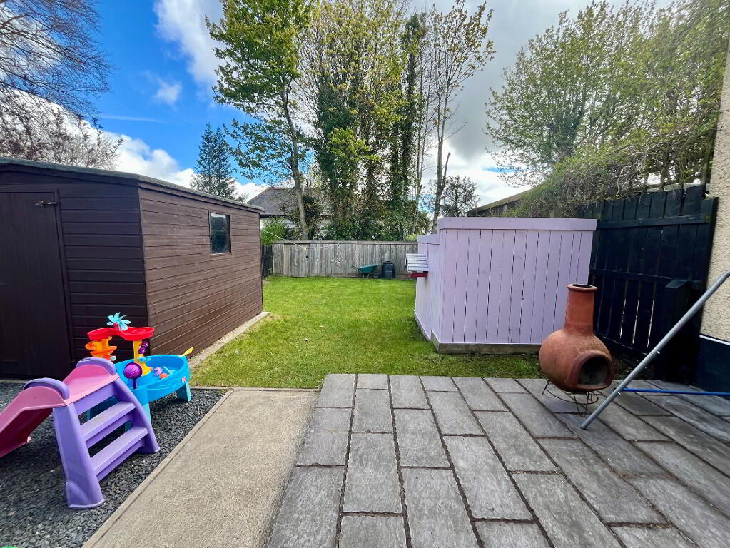 Photo 11 of 2 Broomhill Avenue, Londonderry
