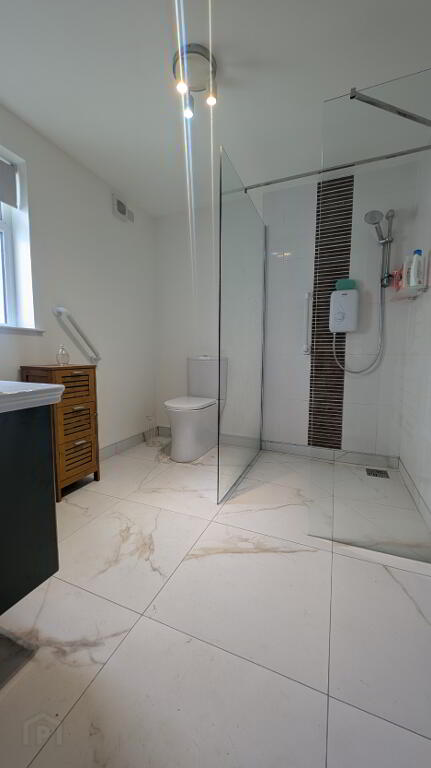 Photo 5 of 511 Glenshane Road, *short Term Rental*, L'Derry