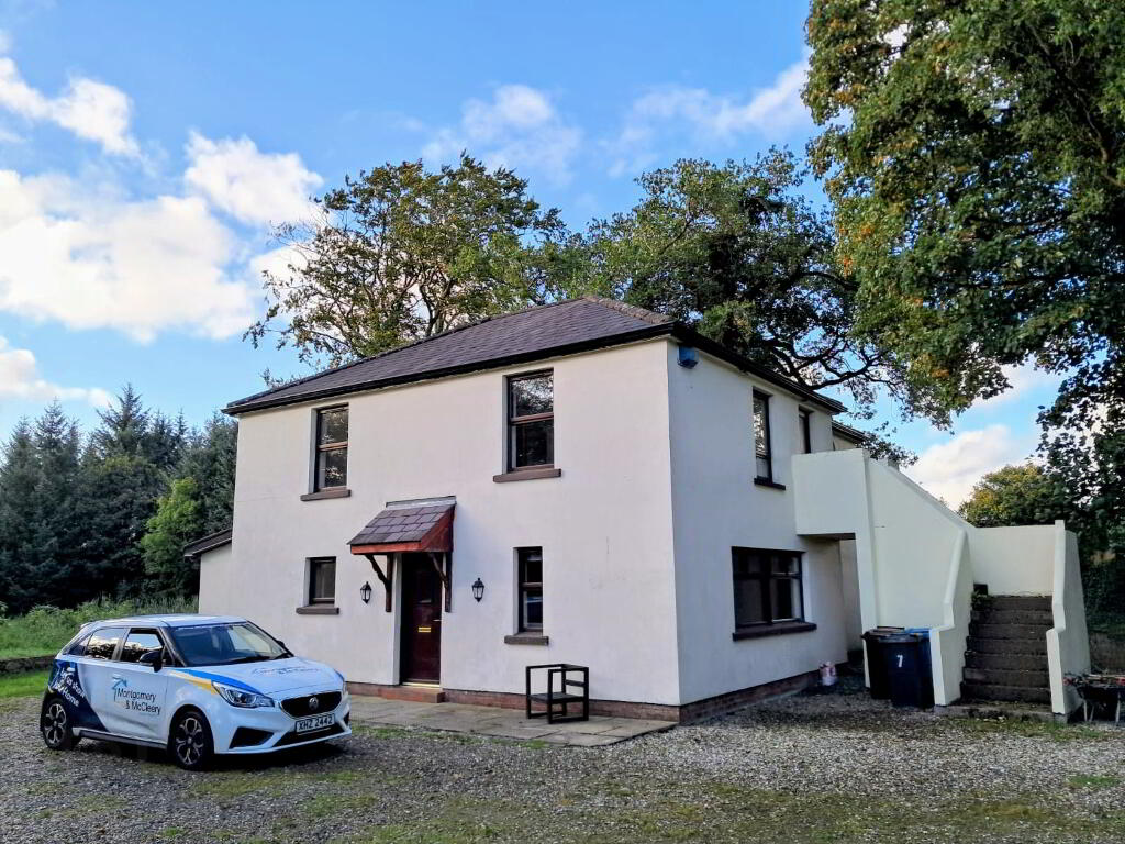 Photo 1 of 7 Millbrook Road, Newtonstewart