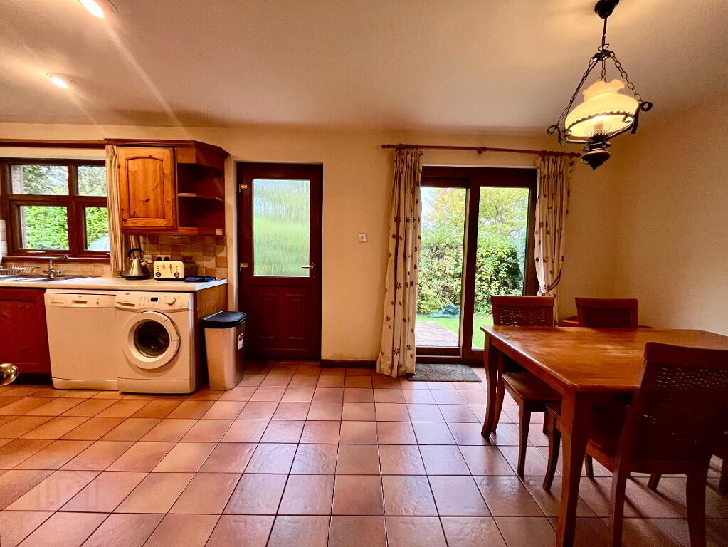 Photo 5 of 44 College Glen, Cityside, Derry/Londonderry