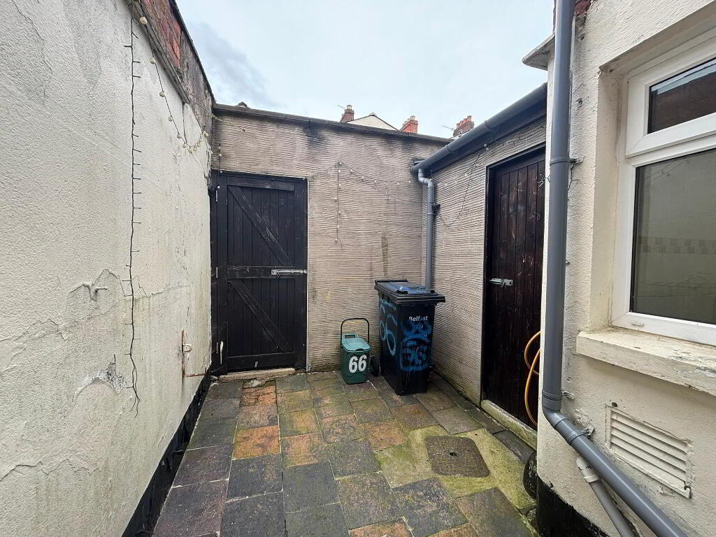 Photo 15 of 66 London Street, Belfast