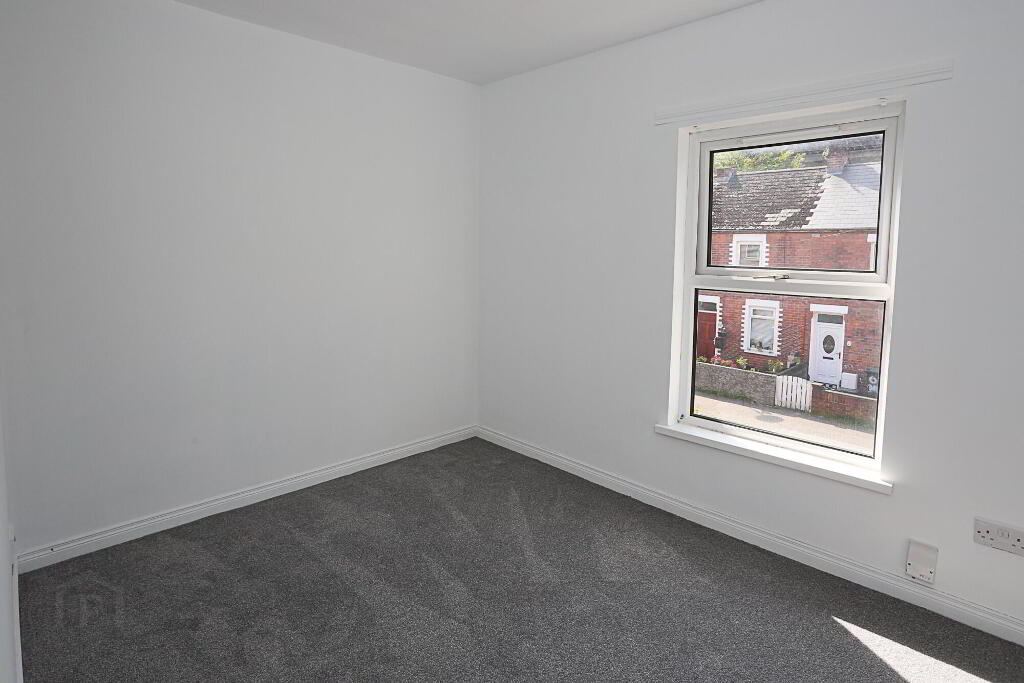 Photo 16 of 29 Olympia Drive, Belfast