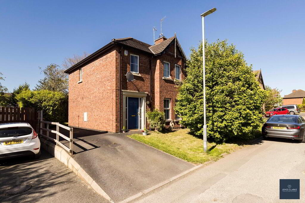 Photo 1 of 48 Bluestone Hall, Craigavon