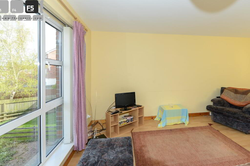 2 Ardenlee Place-Lounge