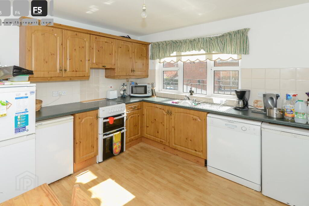 2 Ardenlee Place-Kitchen 1