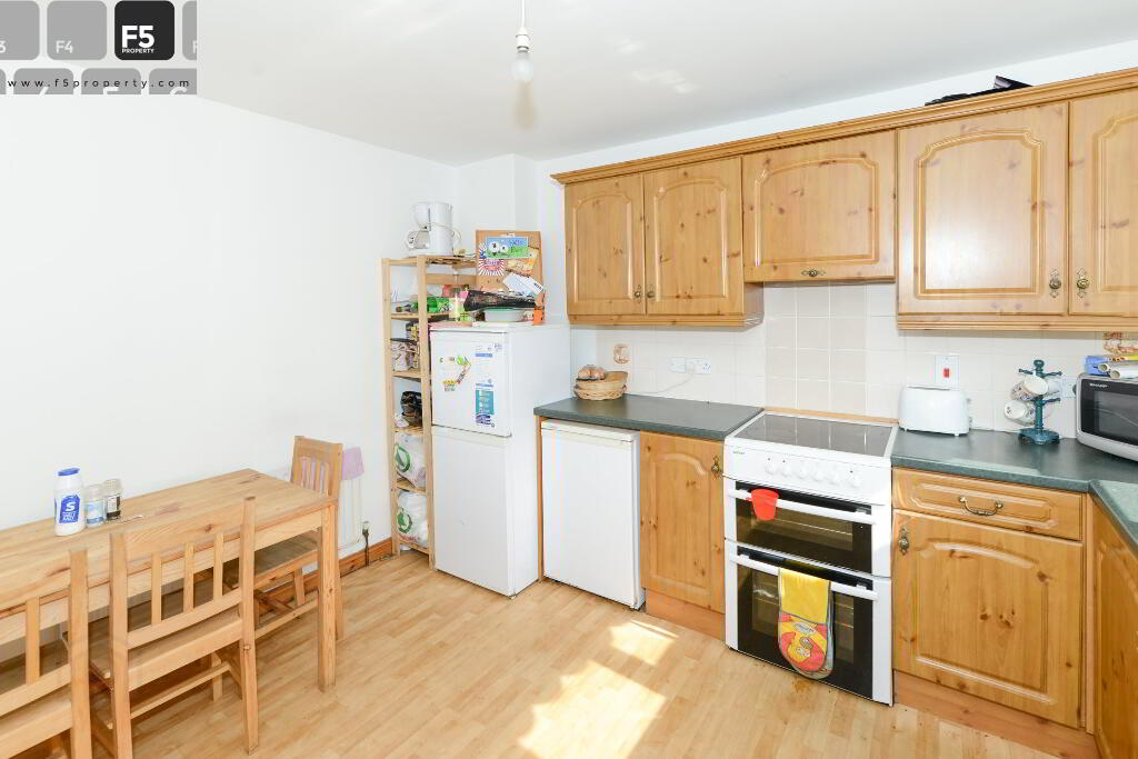 2 Ardenlee Place-Kitchen 2