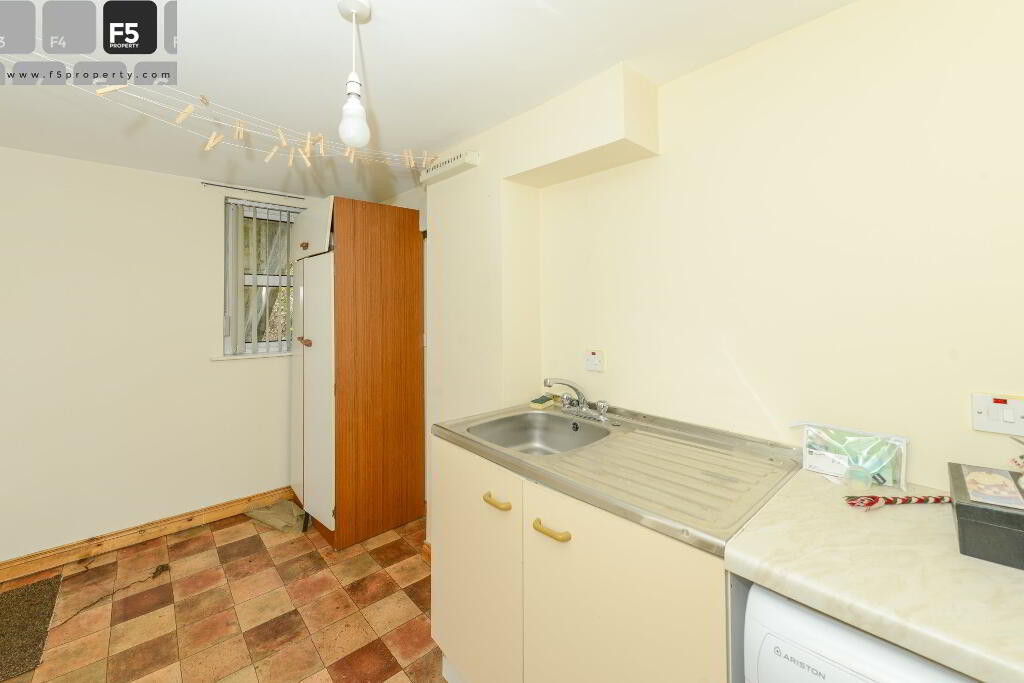 2 Ardenlee Place-Utility
