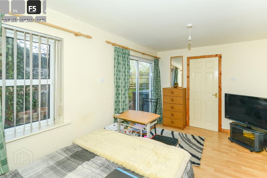 2 Ardenlee Place-Bedroom 4