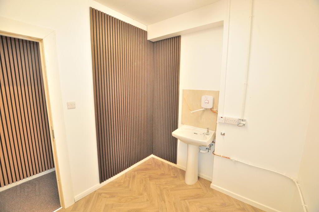 Photo 9 of Offices To Let, 111a Bloomfield Avenue, Rates And Utilities Included, Belfast