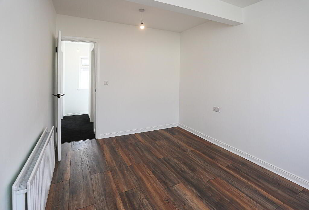 Photo 8 of 3 Graymount Terrace, Newtownabbey
