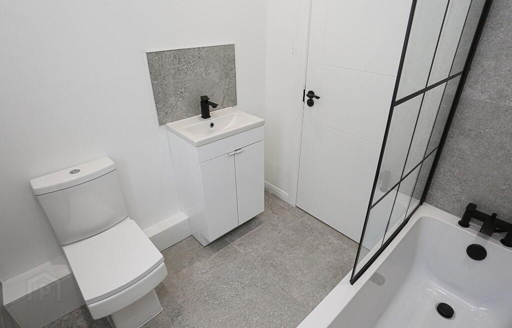Photo 20 of 3 Graymount Terrace, Newtownabbey