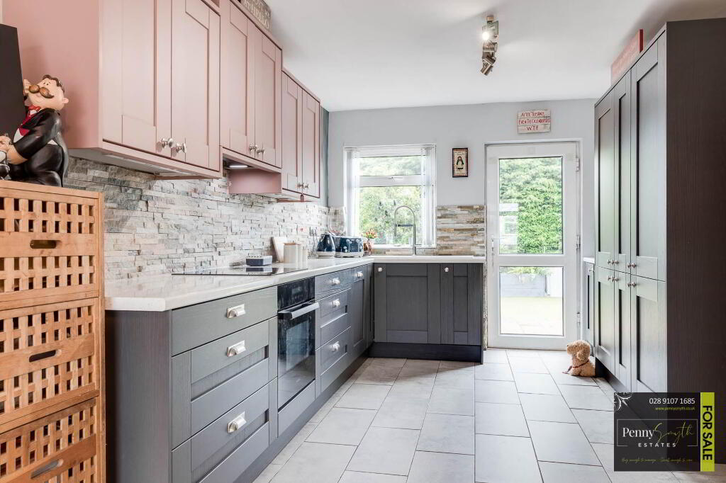 Photo 13 of 46 Cleland Park North, Bangor