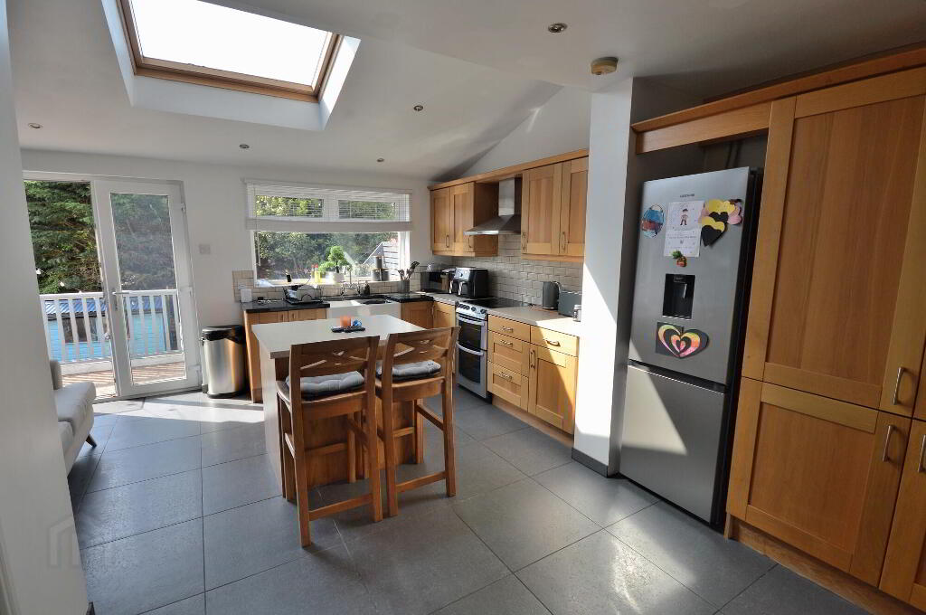 Photo 5 of 70 Clandeboye Road, Bangor