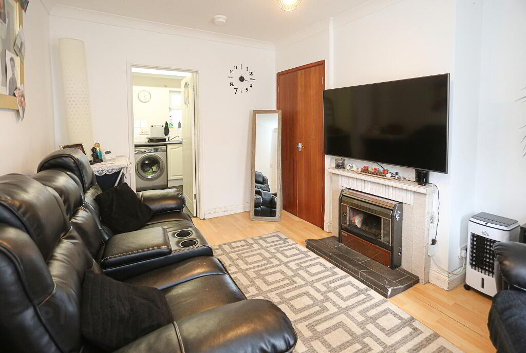 Photo 4 of 33 Olympia Street, Belfast