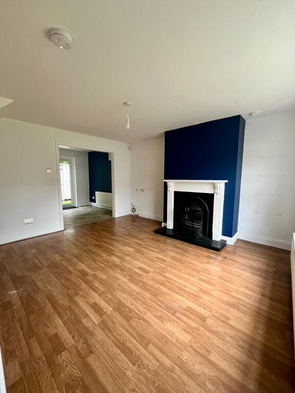 Photo 2 of 31 Good Shepherds Glen Waterside, Derry/ Londonderry,