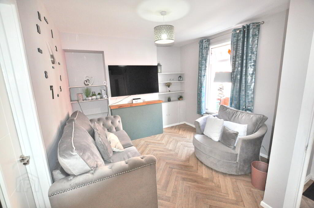 Photo 2 of 19 Mayflower Street, Belfast
