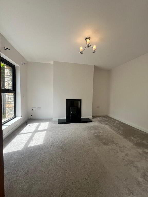 Photo 2 of 4 Carmoney Court, Derry/ Londonderry, Eglinton