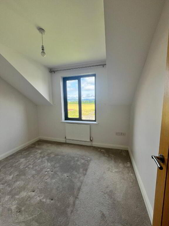Photo 10 of 4 Carmoney Court, Derry/ Londonderry, Eglinton