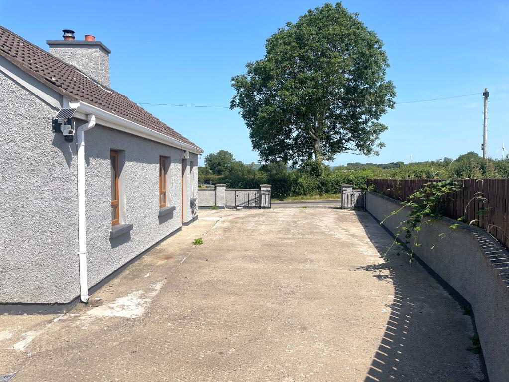Photo 20 of 14 Creeduff Road, Castlederg
