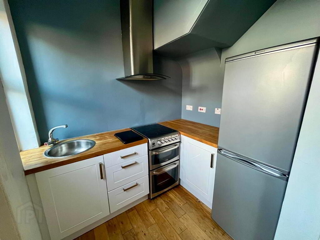 Photo 6 of 12 Sandown Drive, Ballyhackamore, Belfast