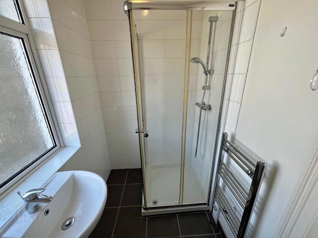 Photo 8 of 12 Sandown Drive, Ballyhackamore, Belfast