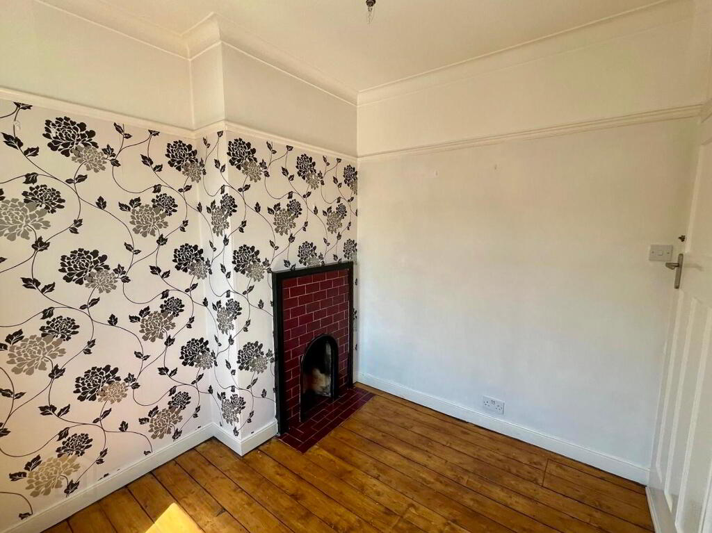 Photo 4 of 12 Sandown Drive, Ballyhackamore, Belfast