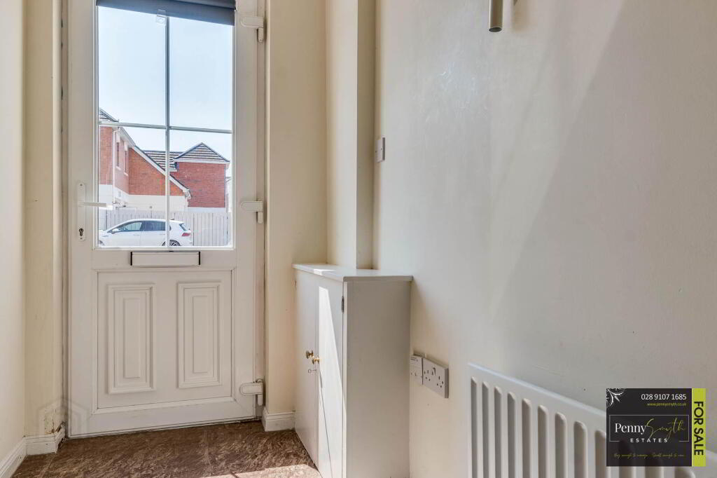 Photo 5 of 19 Upritchard Crescent, Bangor