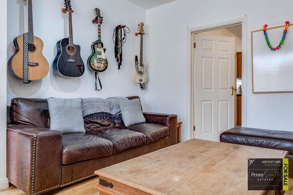 Photo 7 of 19 Upritchard Crescent, Bangor