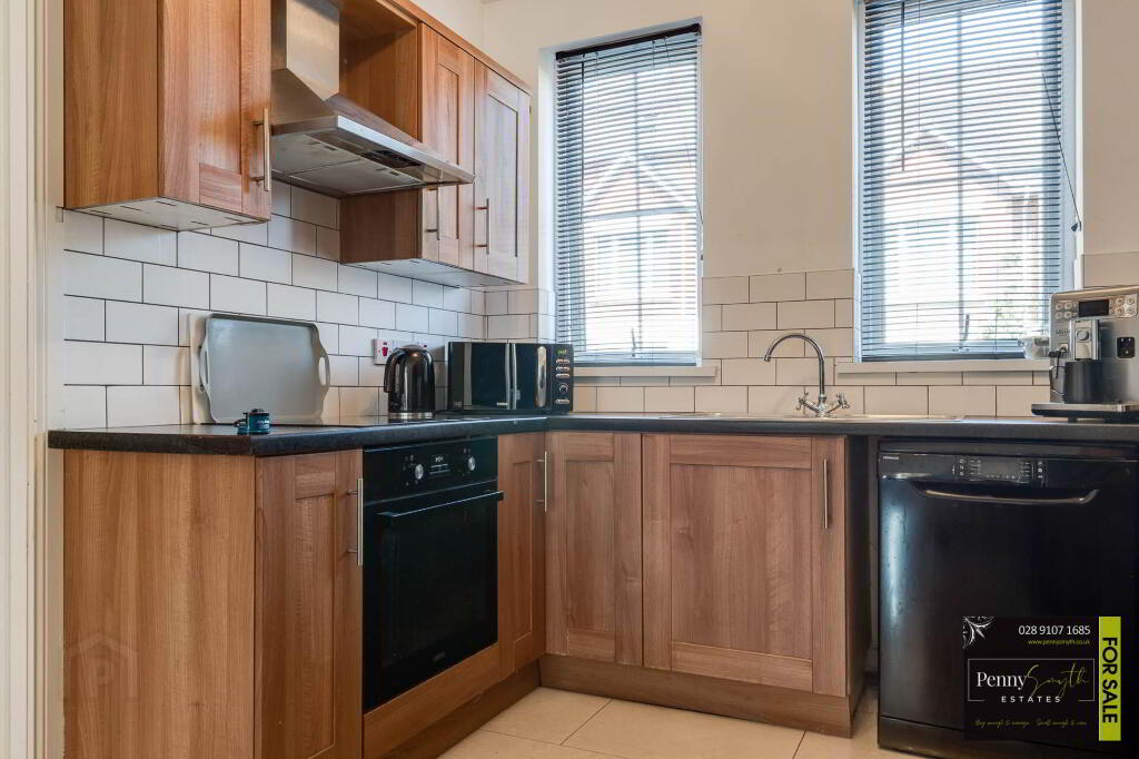 Photo 10 of 19 Upritchard Crescent, Bangor