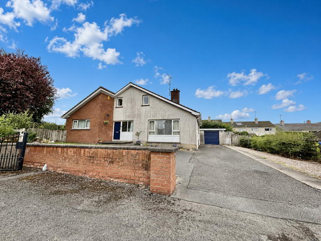 Photo 1 of 27 Pinewood Avenue, Omagh