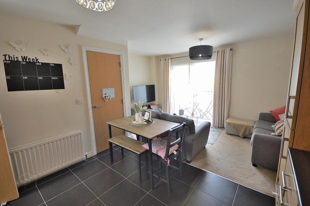 Photo 4 of 48 Linen Crescent, Bangor