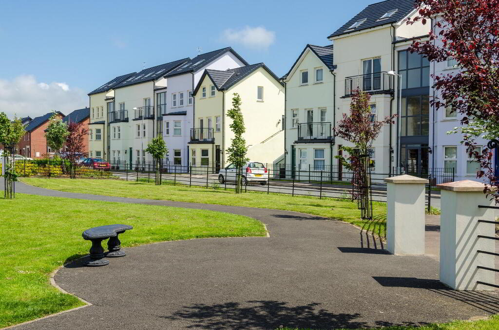 Photo 13 of 48 Linen Crescent, Bangor