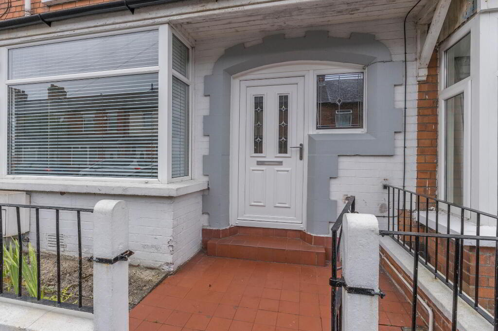 Photo 2 of 63 Tildarg Street, Belfast