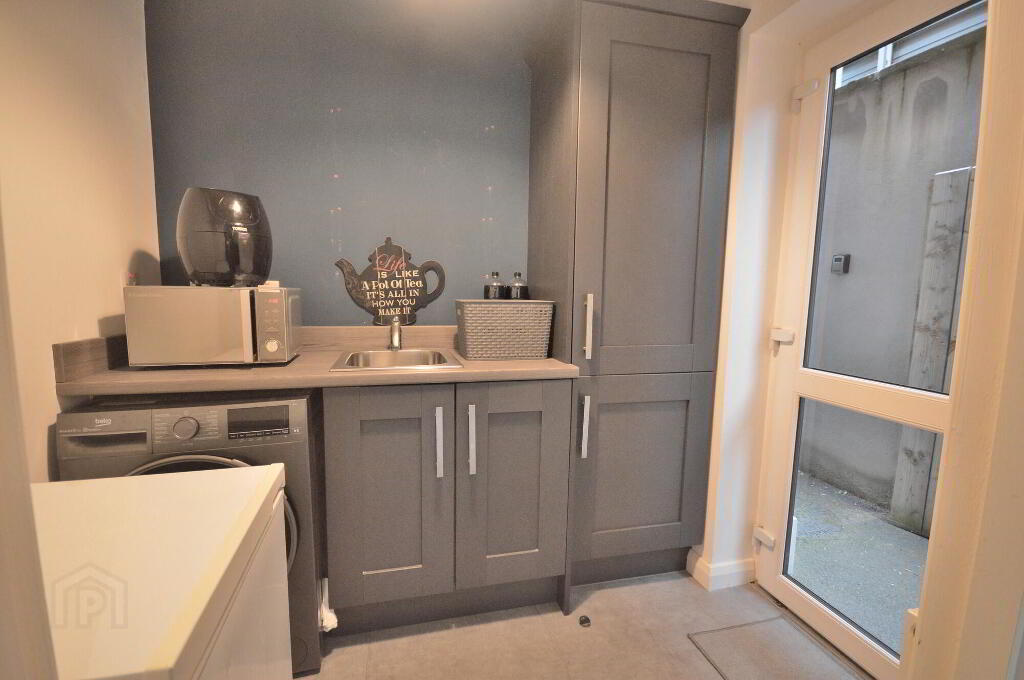 Photo 11 of 4 Faulkner Grove, Bangor