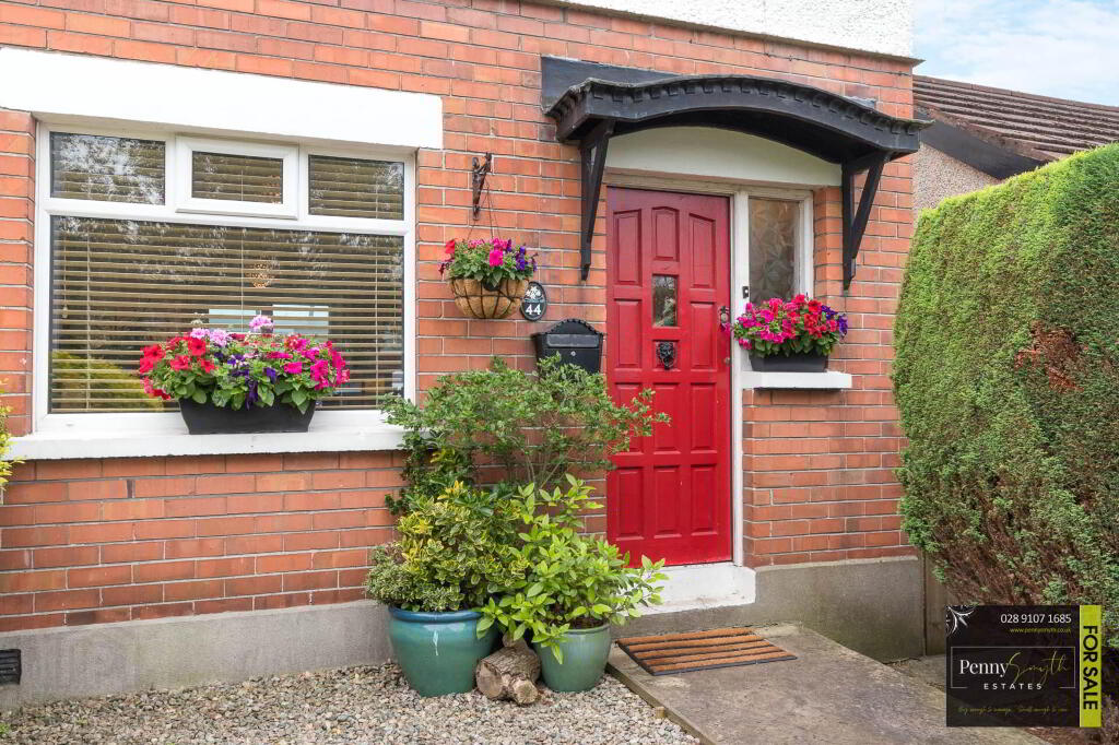 Photo 2 of 44 Summerhill Park, Belfast