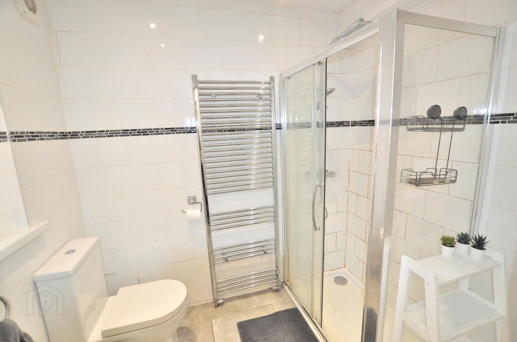 Photo 10 of 14 Egeria Street, Belfast