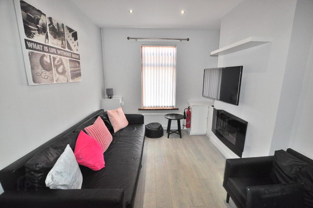 Photo 6 of 14 Egeria Street, Belfast