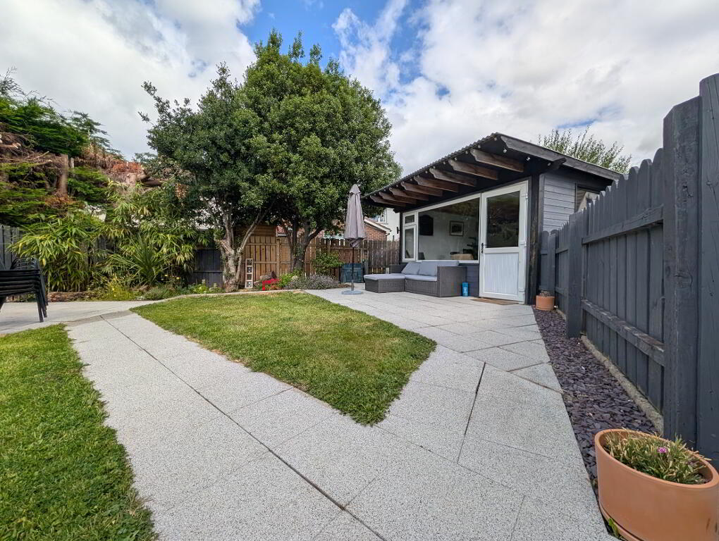 Photo 25 of 5 Tullybrannigan Drive, Newcastle