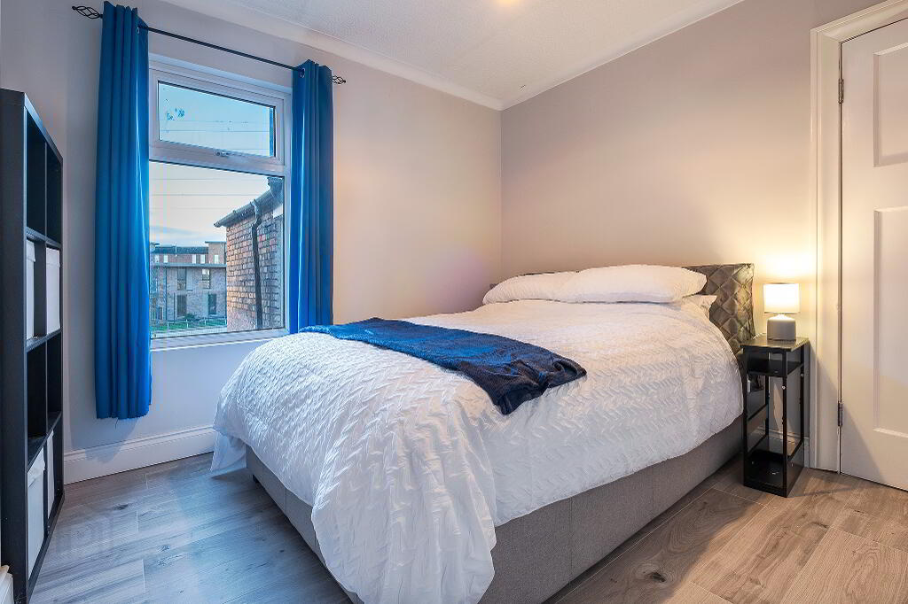 Photo 10 of 34 Parkgate Avenue, Belfast