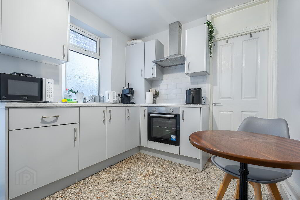 Photo 7 of 34 Parkgate Avenue, Belfast