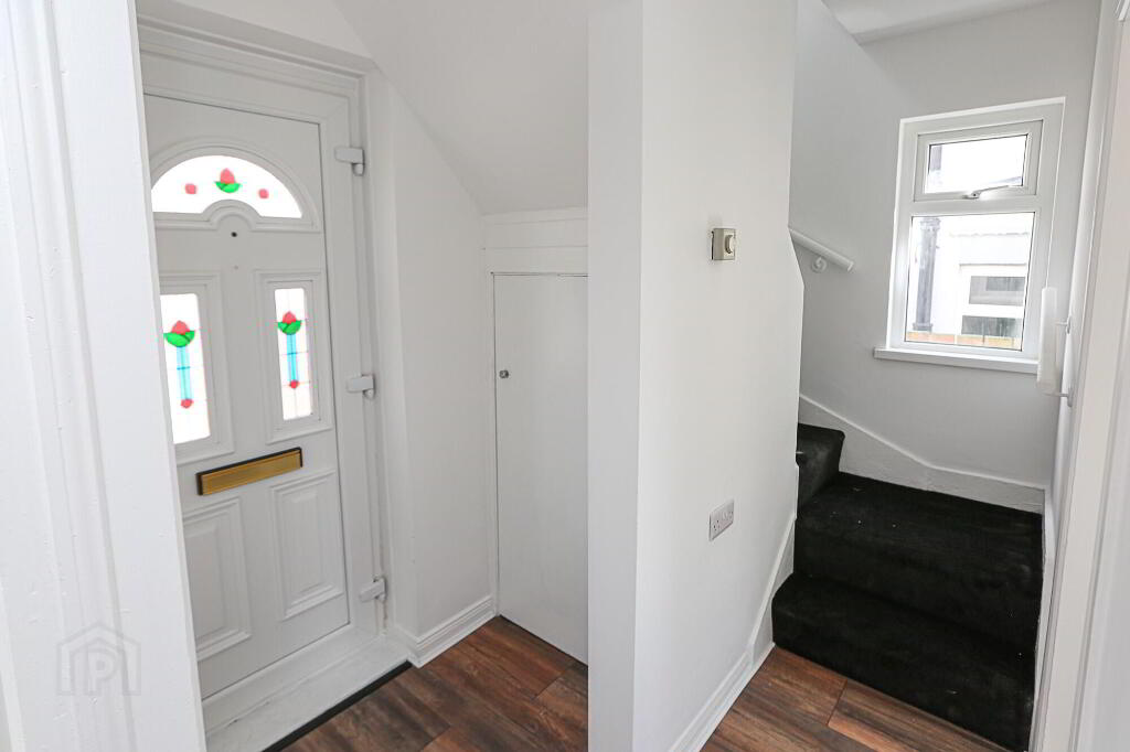 Photo 4 of 6 Graymount Grove, Newtownabbey