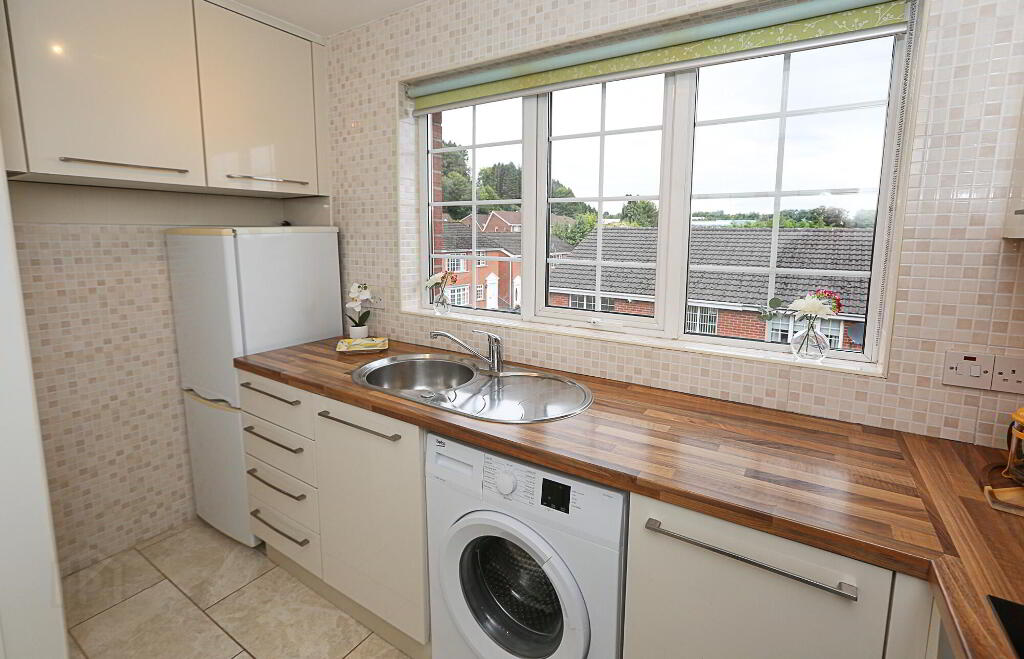 Photo 12 of 36b Dundonald Heights, Belfast