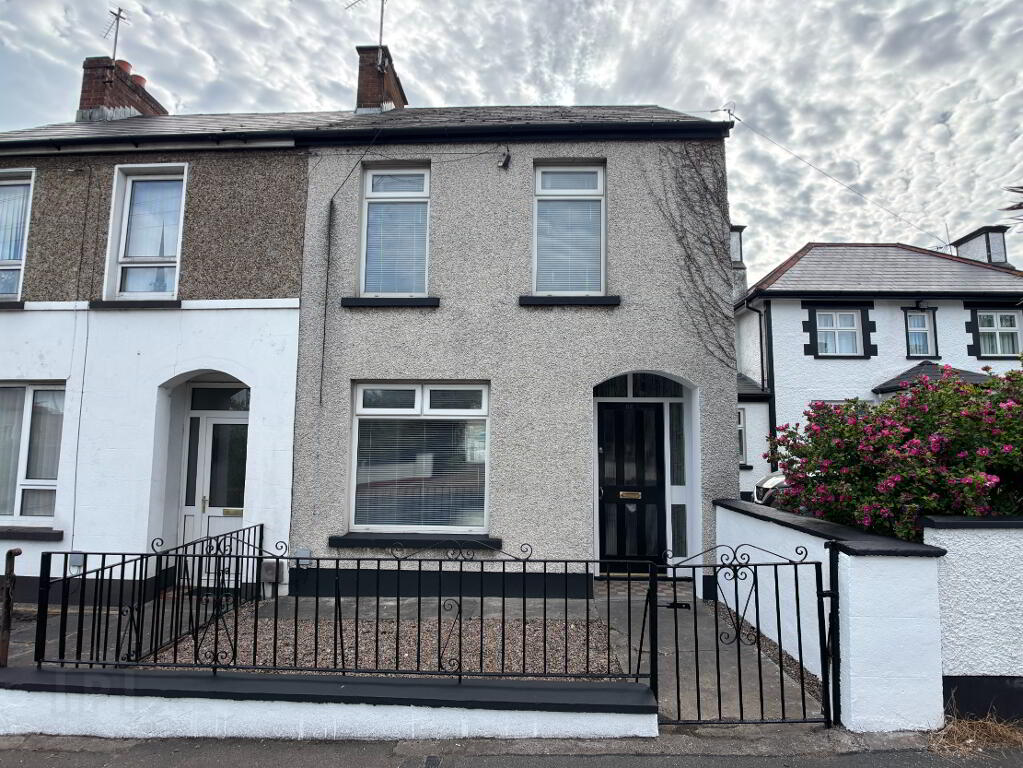 Photo 1 of 52 Gilford Road, Lurgan