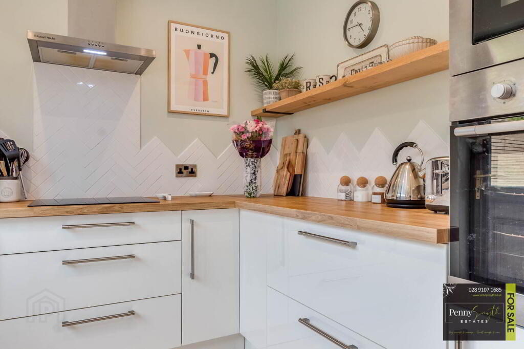 Photo 18 of 102 Skipperstone Road, Bangor
