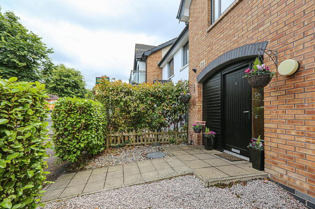 Photo 42 of 5 Shaftesbury Road, Bangor