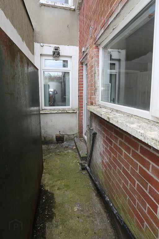 Photo 33 of 155 Donegall Road, Belfast