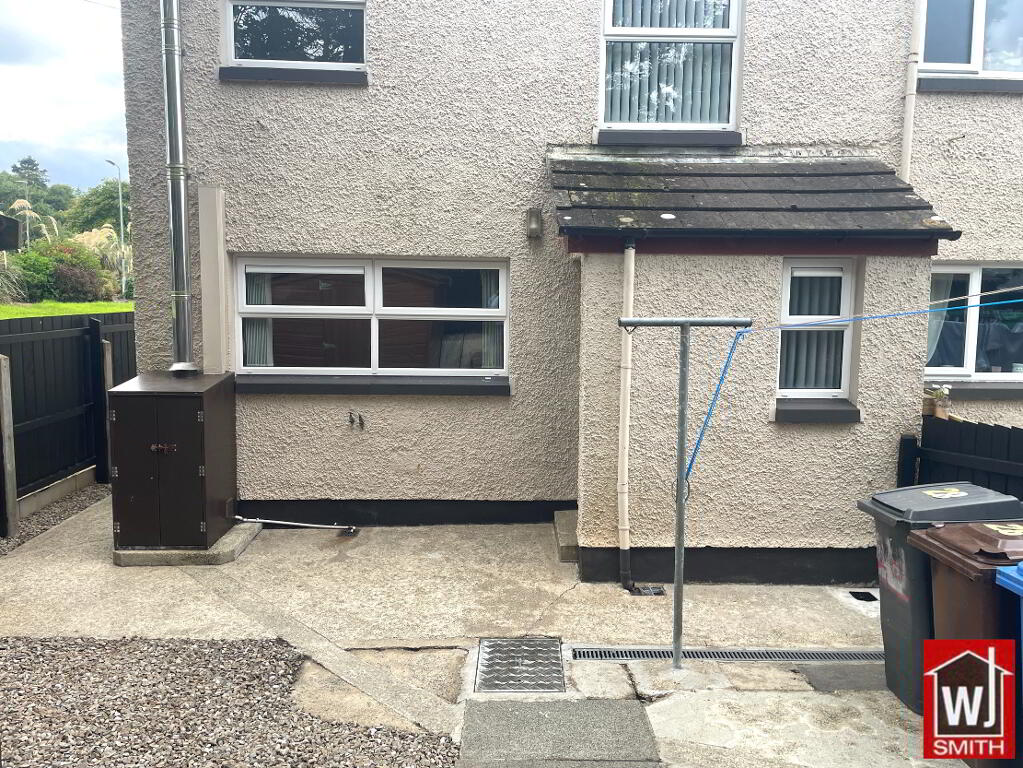 Photo 32 of 28 Castle View, Newtownstewart
