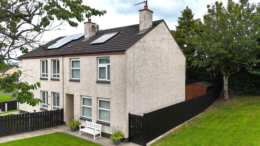 Photo 2 of 28 Castle View, Newtownstewart
