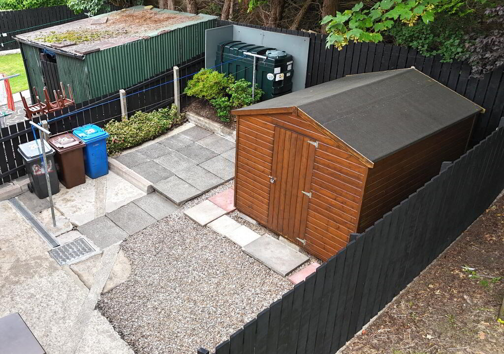 Photo 37 of 28 Castle View, Newtownstewart