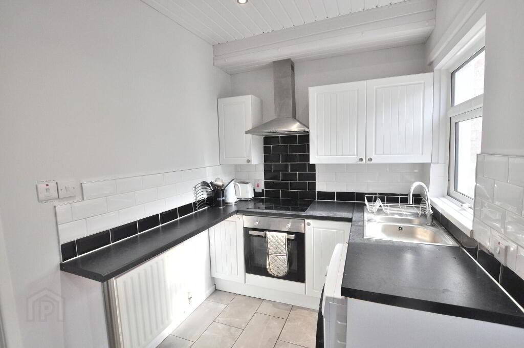 Photo 7 of 14 Egeria Street, Belfast